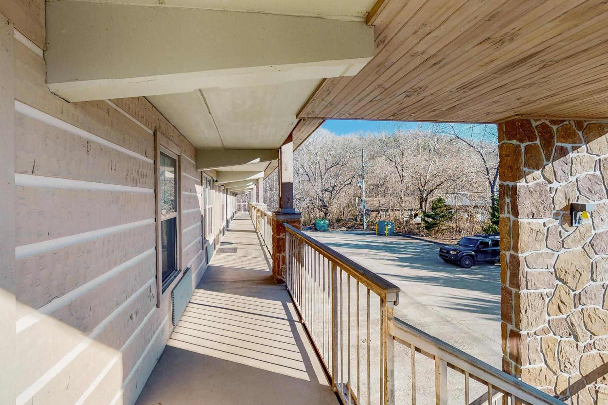 Little River Loft & Riverfront Gem Townsend Esterno foto